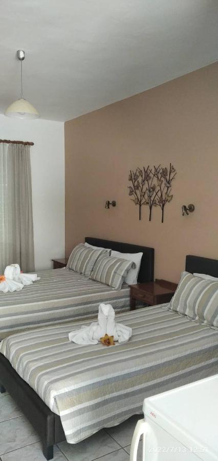 Golden Sun Apartments Rodakino Exterior photo