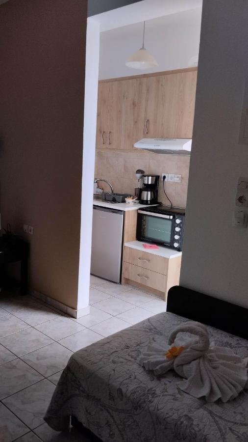 Golden Sun Apartments Rodakino Exterior photo